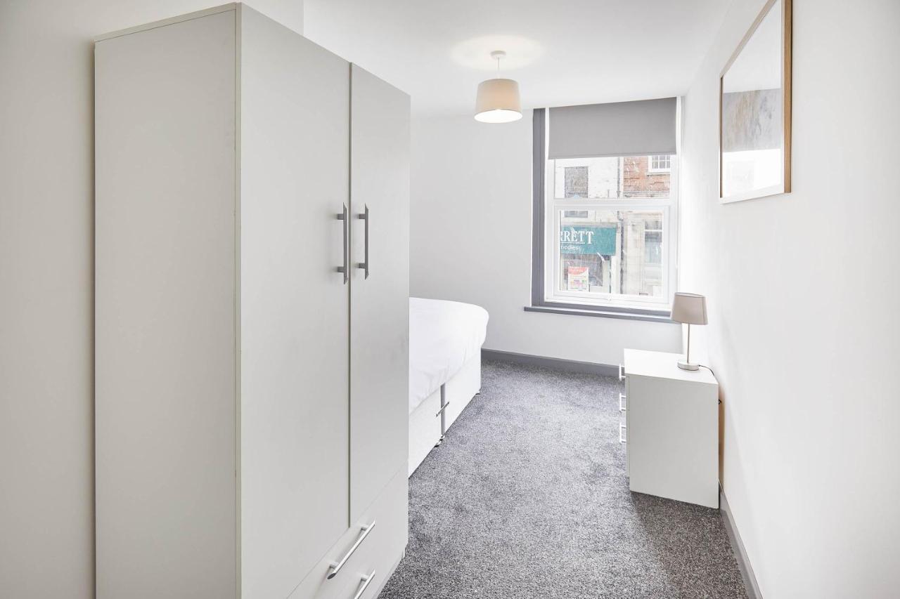 Host & Stay - Clarendon Apartments Redcar Bagian luar foto